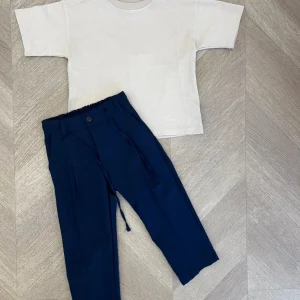 t-shirt lay beige