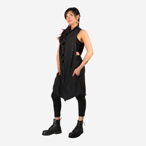 Vestito smanicato multibottoni