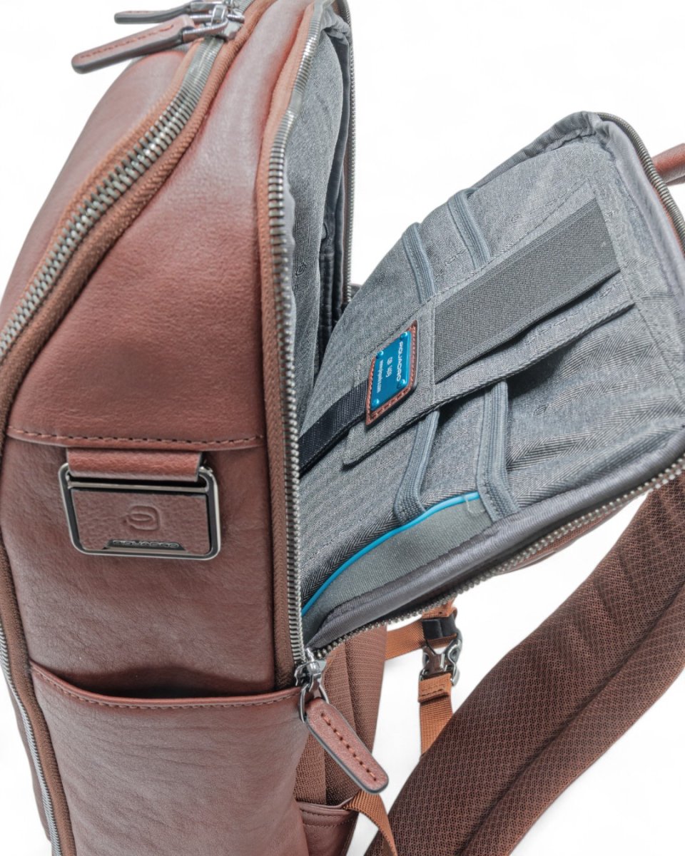 Zaino Piquadro uomo porta pc 14″ personalizzabile - immagine 5