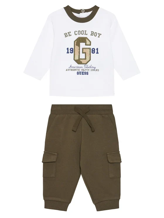 Completo t-shirt e pantaloni I