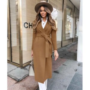 cappotto con cintura
