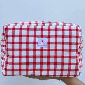 BEAUTY FINESTRATO ROSSO